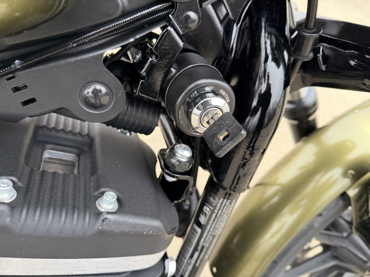 2016 Harley-Davidson Iron 883